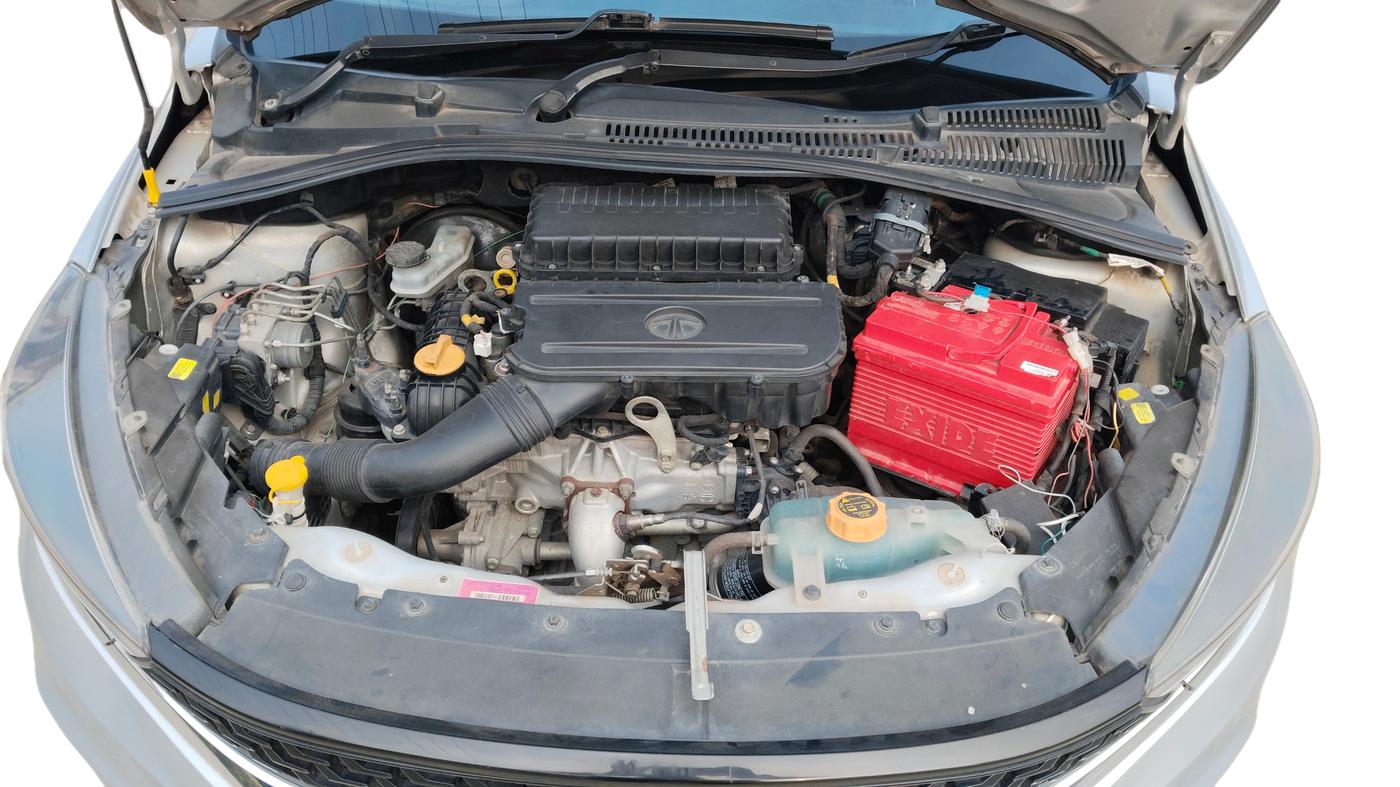 2020 Tata Tiago XT PETROL, Petrol, Manual, 75,079 km, Open Bonnet