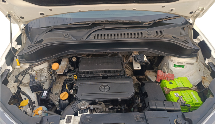 2021 Tata PUNCH ACCOMPLISHED MT, Petrol, Manual, 56,398 km, Open Bonnet