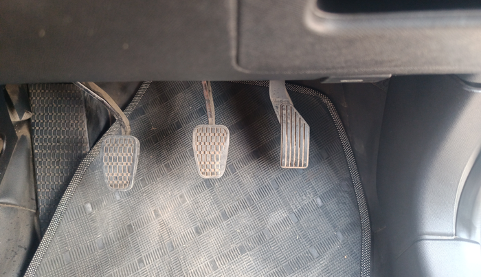 2021 Tata PUNCH ACCOMPLISHED MT, Petrol, Manual, 56,398 km, Pedals