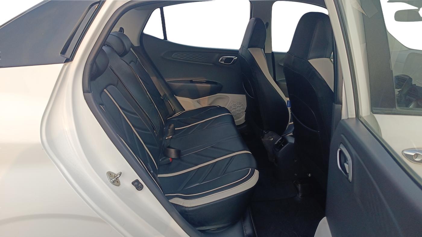 2021 Hyundai AURA SX 1.2, Petrol, Manual, 79,400 km, Right Side Rear Door Cabin