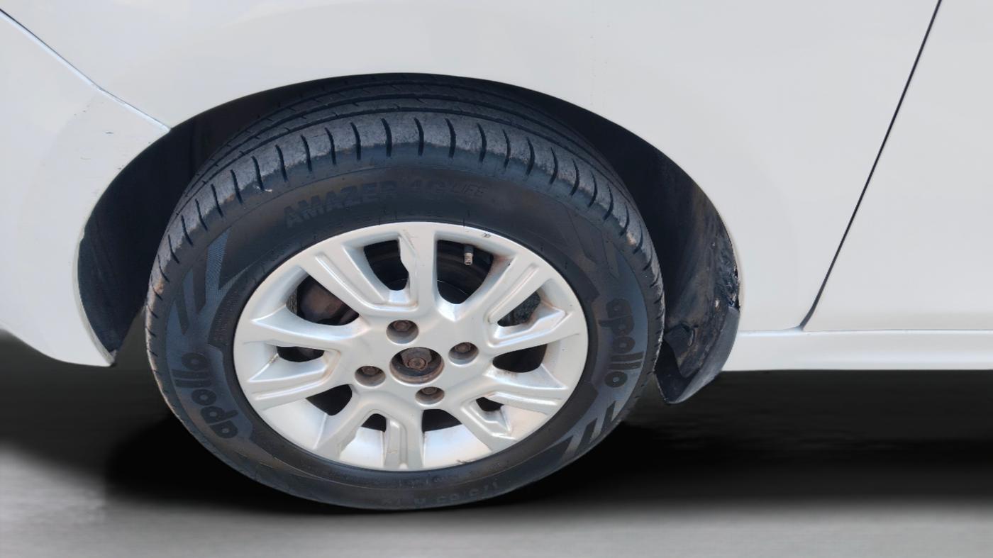 2018 Tata Tiago XZ PETROL, Petrol, Manual, 41,300 km, Left Front Wheel