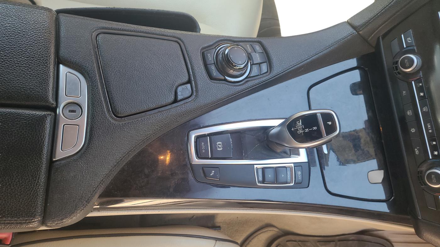 2013 BMW 6 Series 640D CONVERTIBLE, Diesel, Automatic, 59,732 km, Gear Lever