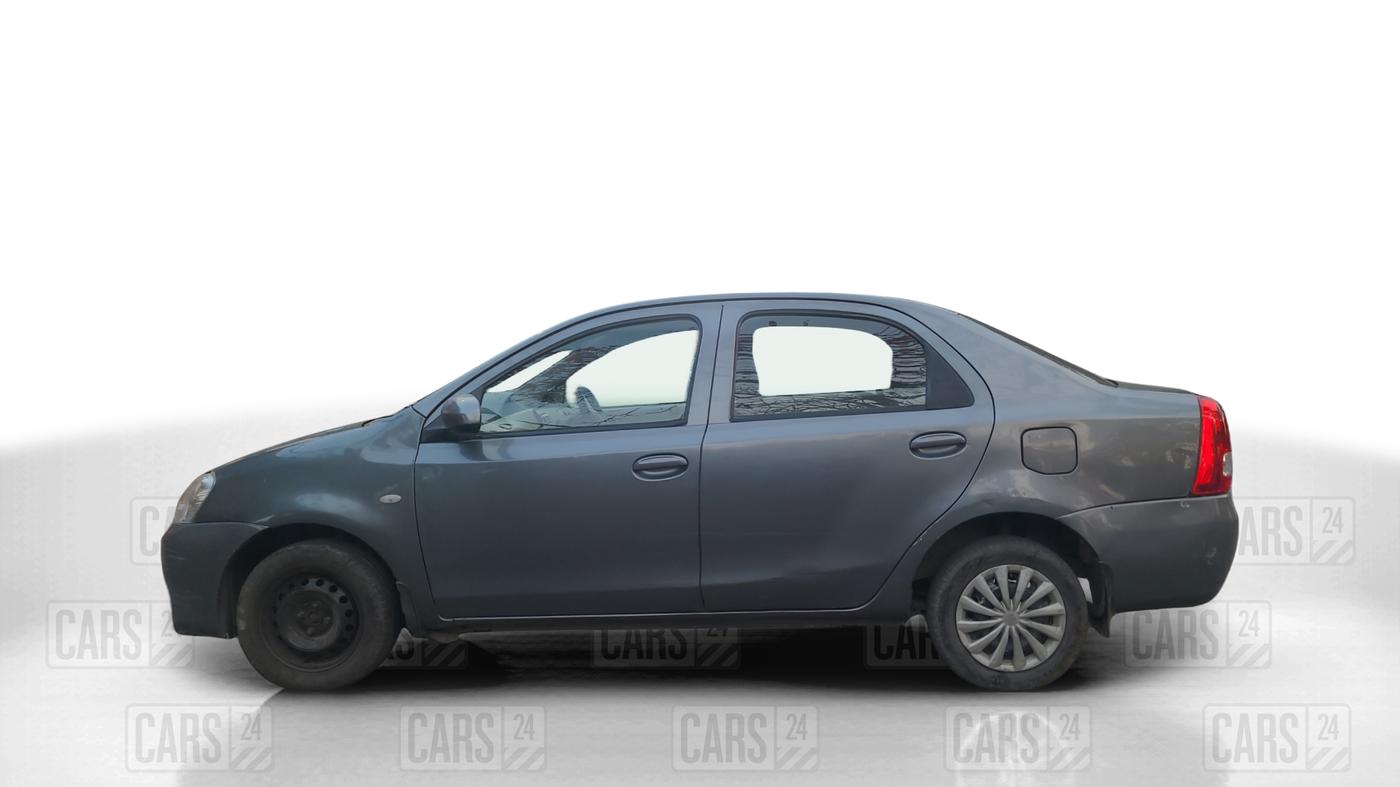 2015 Toyota Etios GD, Diesel, Manual, 1,21,997 km, Left Side