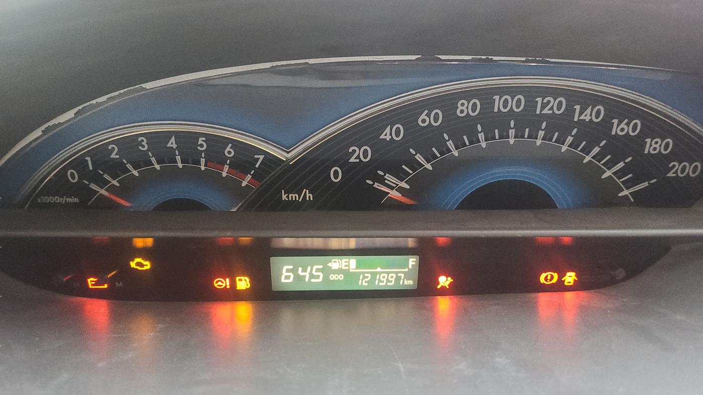 2015 Toyota Etios GD, Diesel, Manual, 1,21,997 km, Odometer Image