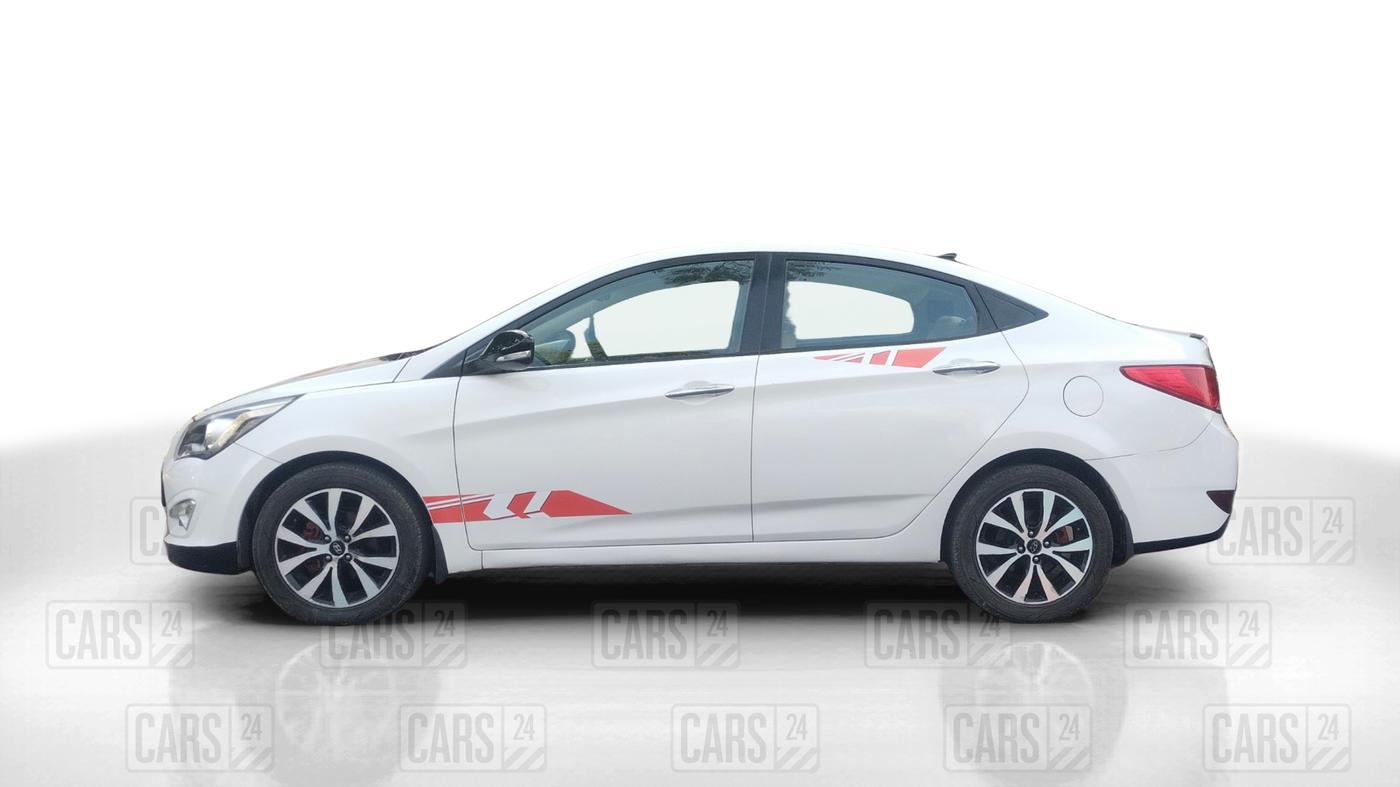 2015 Hyundai Verna FLUIDIC 1.6 CRDI SX OPT AT, Diesel, Automatic, 72,976 km, Left Side