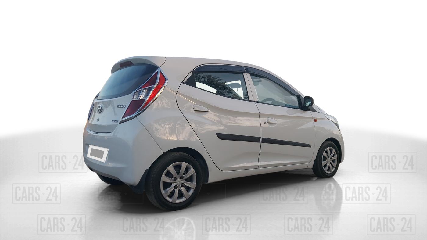 2013 Hyundai Eon MAGNA +, Petrol, Manual, 65,212 km, Right Back Diagonal