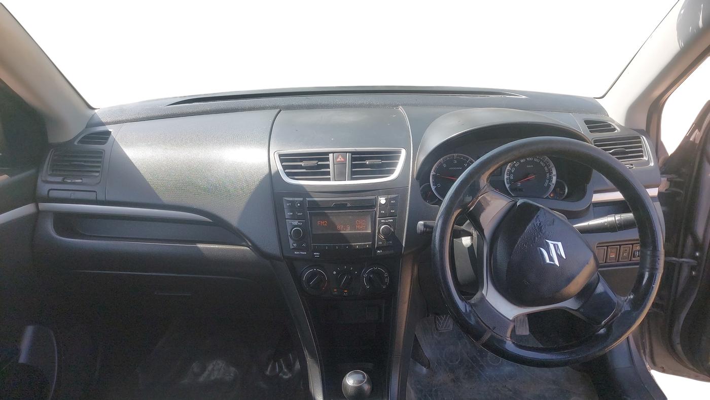 2016 Maruti Swift VDI ABS, Diesel, Manual, 62,336 km, Dashboard