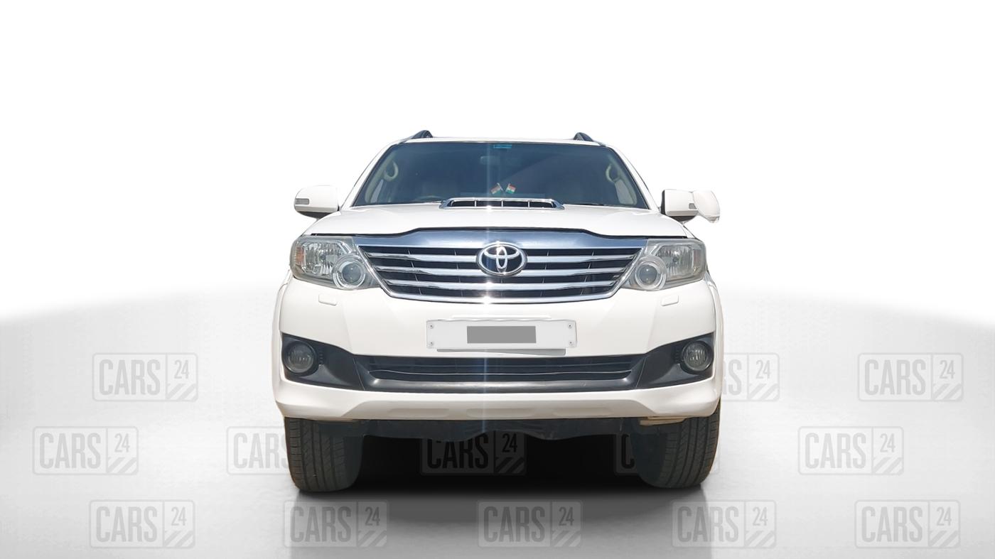 2012 Toyota Fortuner 3.0 4X4 MT, Diesel, Manual, 1,32,574 km, Front