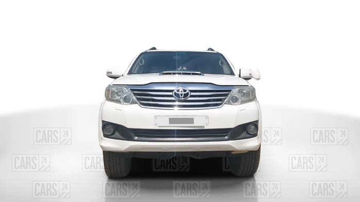2012 Toyota Fortuner 3.0 4X4 MT, Diesel, Manual, 1,32,574 km, Front