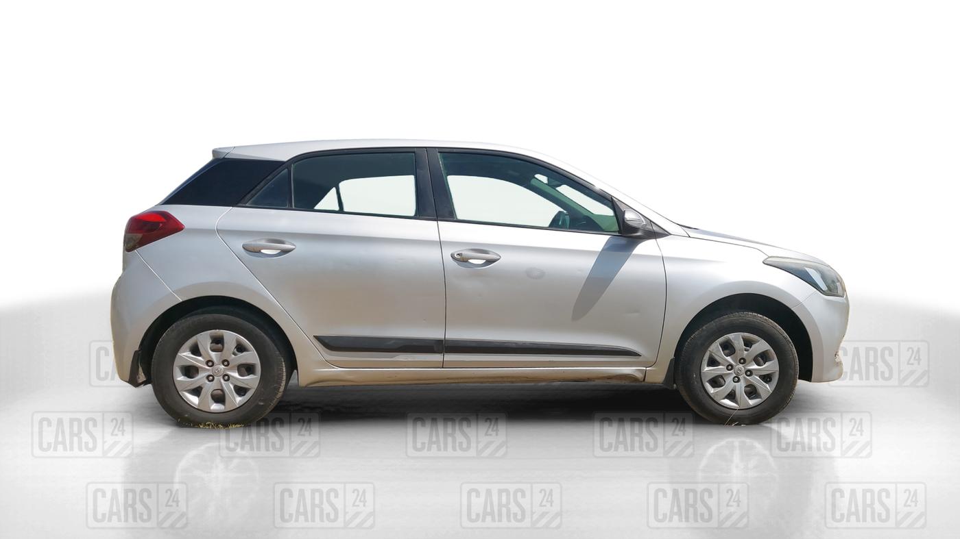 2016 Hyundai Elite i20 SPORTZ 1.2, Petrol, Manual, 68,306 km, Right Side View
