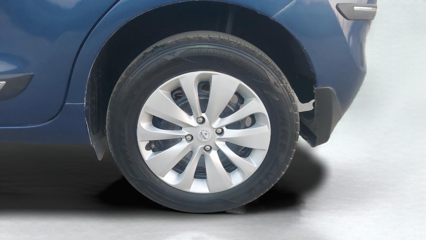 2016 Maruti Baleno DELTA PETROL 1.2, Petrol, Manual, 64,334 km, Left Rear Wheel