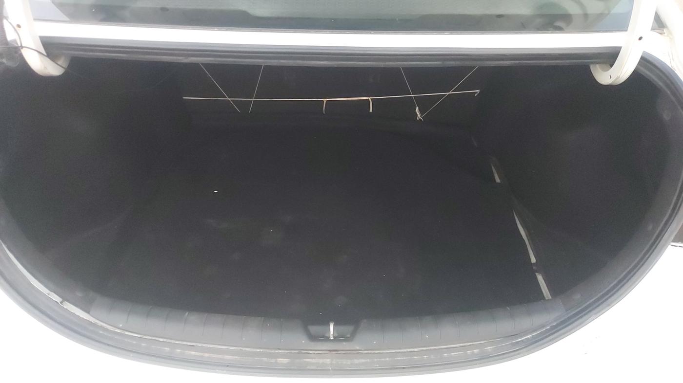 2019 Hyundai Verna 1.4 EX CRDI, Diesel, Manual, 68,921 km, Boot Inside