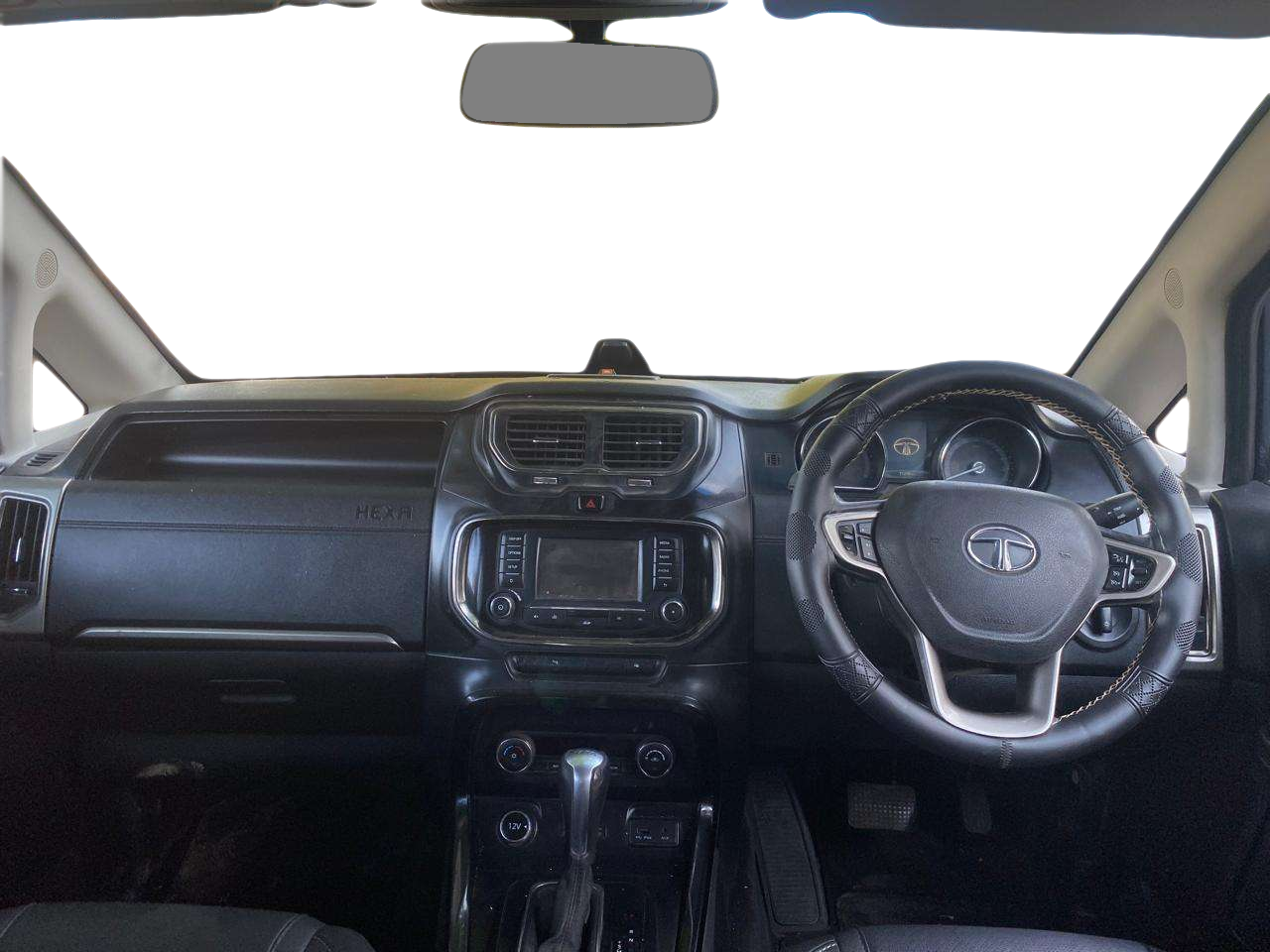 2017 Tata Hexa XTA 4X2 7 STR, Diesel, Automatic, 71,258 km, Dashboard