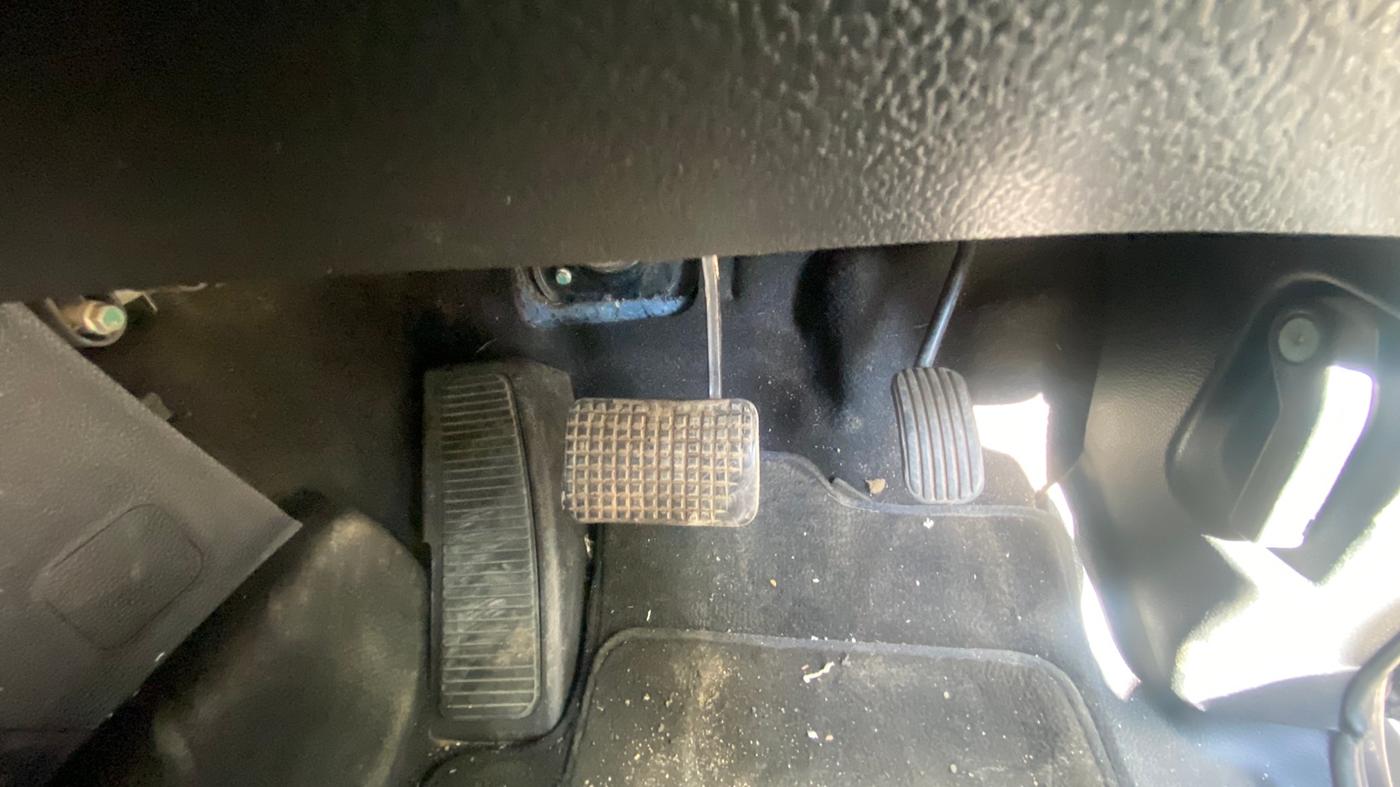 2017 Tata Hexa XTA 4X2 7 STR, Diesel, Automatic, 71,258 km, Pedals