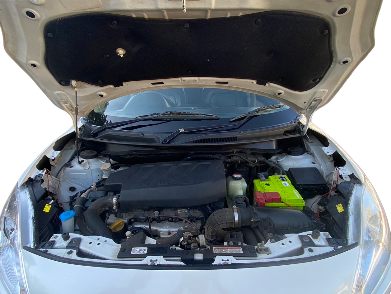 2017 Maruti Dzire VDI, Diesel, Manual, 67,791 km, Open Bonnet
