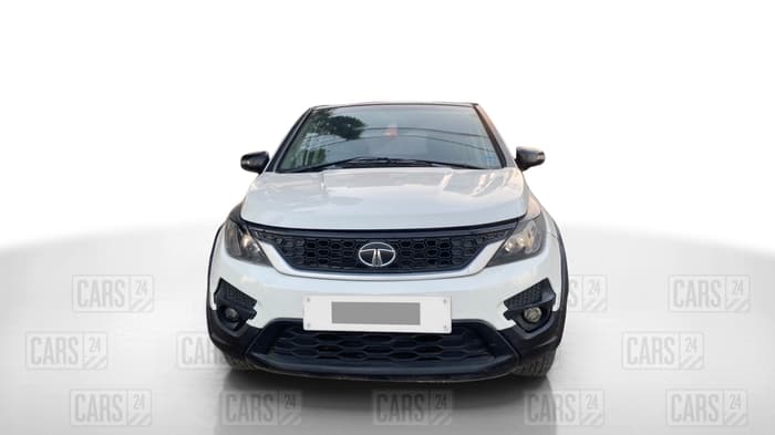 2018 Tata Hexa XE 4X2 7 STR, Diesel, Manual, 72,157 km, Front