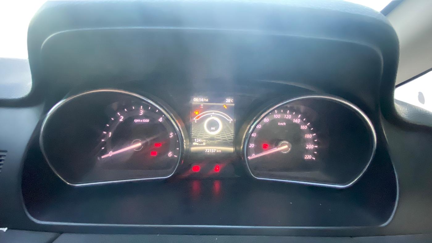 2018 Tata Hexa XE 4X2 7 STR, Diesel, Manual, 72,157 km, Odometer Image