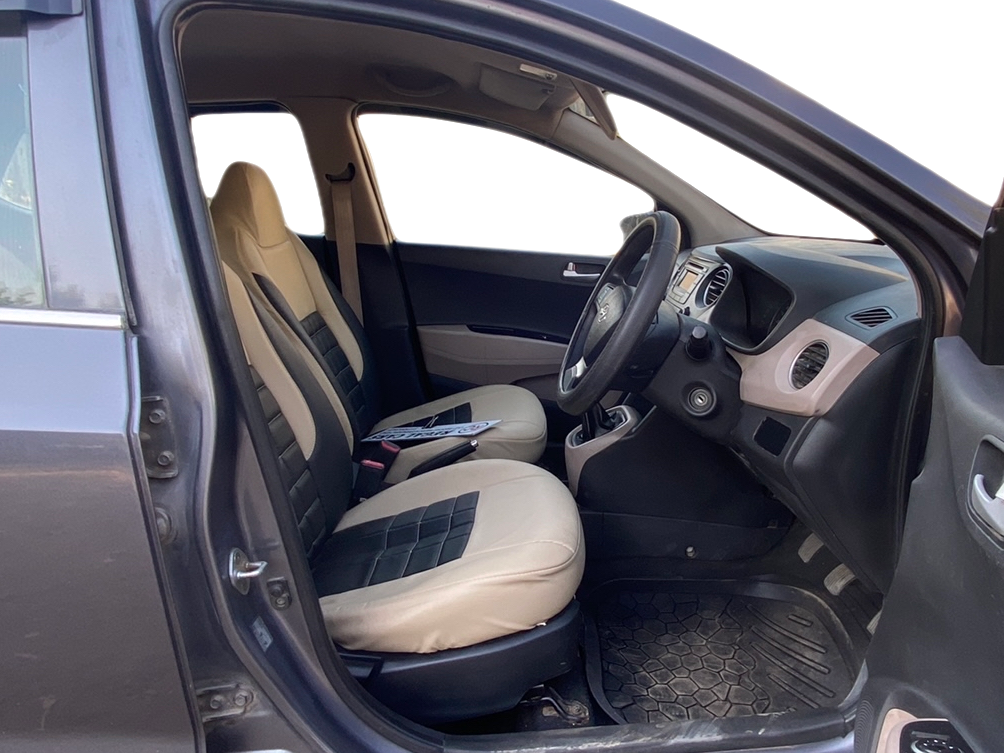 2015 Hyundai Grand i10 SPORTZ 1.2 KAPPA VTVT, Petrol, Manual, 54,762 km, Right Side Front Door Cabin