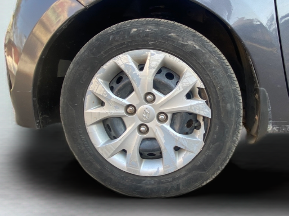 2015 Hyundai Grand i10 SPORTZ 1.2 KAPPA VTVT, Petrol, Manual, 54,762 km, Left Front Wheel