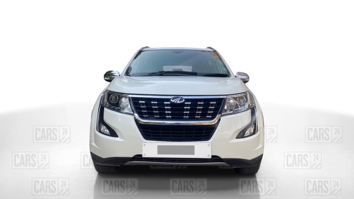 2018 Mahindra XUV500 W11(O), Diesel, Manual, 1,04,189 km, Front