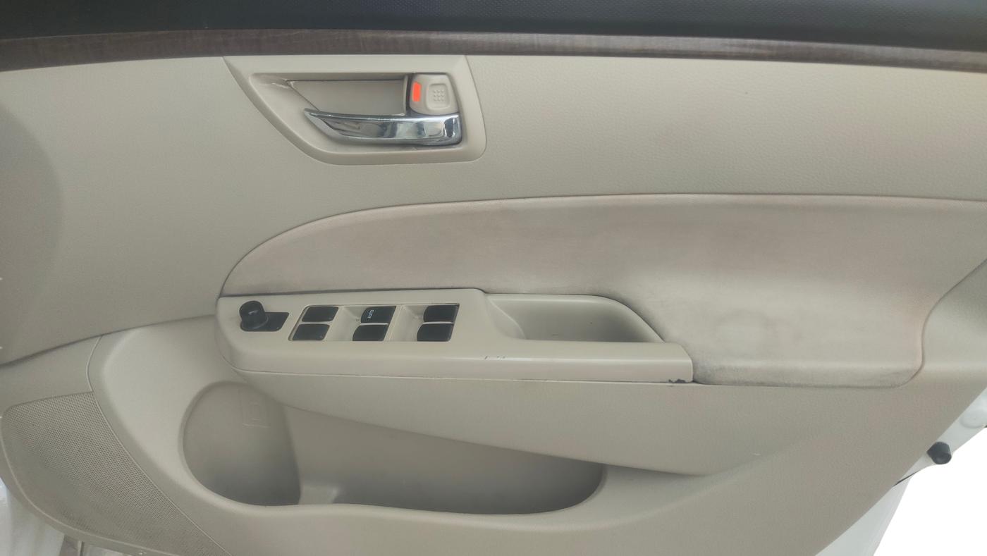2015 Maruti Swift Dzire VDI, Diesel, Manual, 1,27,280 km, Driver Side Door Panel Controls