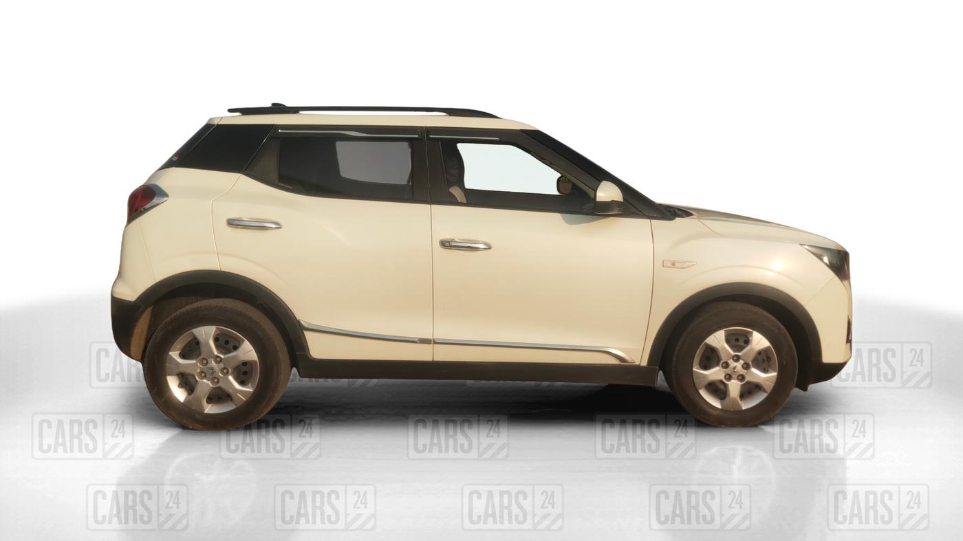 2023 Mahindra XUV300 W6 1.5 Diesel, Diesel, Manual, 95,412 km, Right Side View