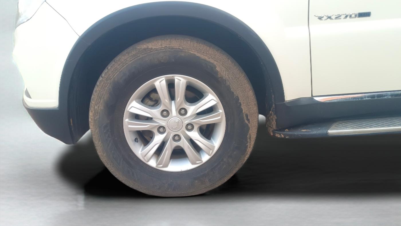 2014 Ssangyong Rexton RX 6, Diesel, Manual, 31,000 km, Left Front Wheel
