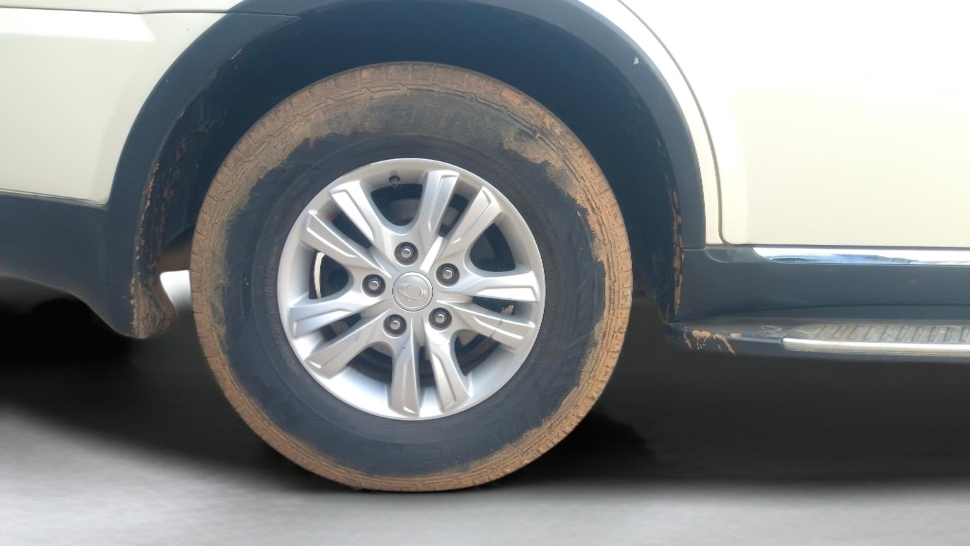 2014 Ssangyong Rexton RX 6, Diesel, Manual, 31,000 km, Right Rear Wheel