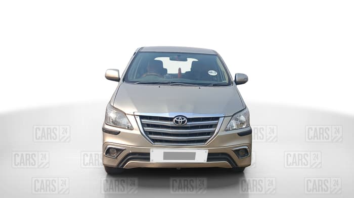 2010 Toyota Innova 2.5 G3, Diesel, Manual, 1,37,546 km, Front