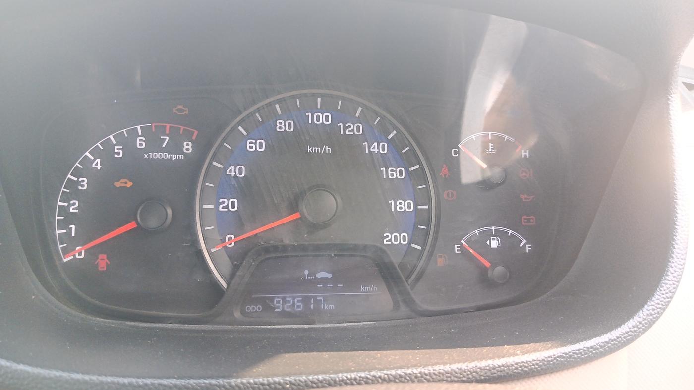 2014 Hyundai Xcent SX 1.2, Petrol, Manual, 92,617 km, Odometer Image