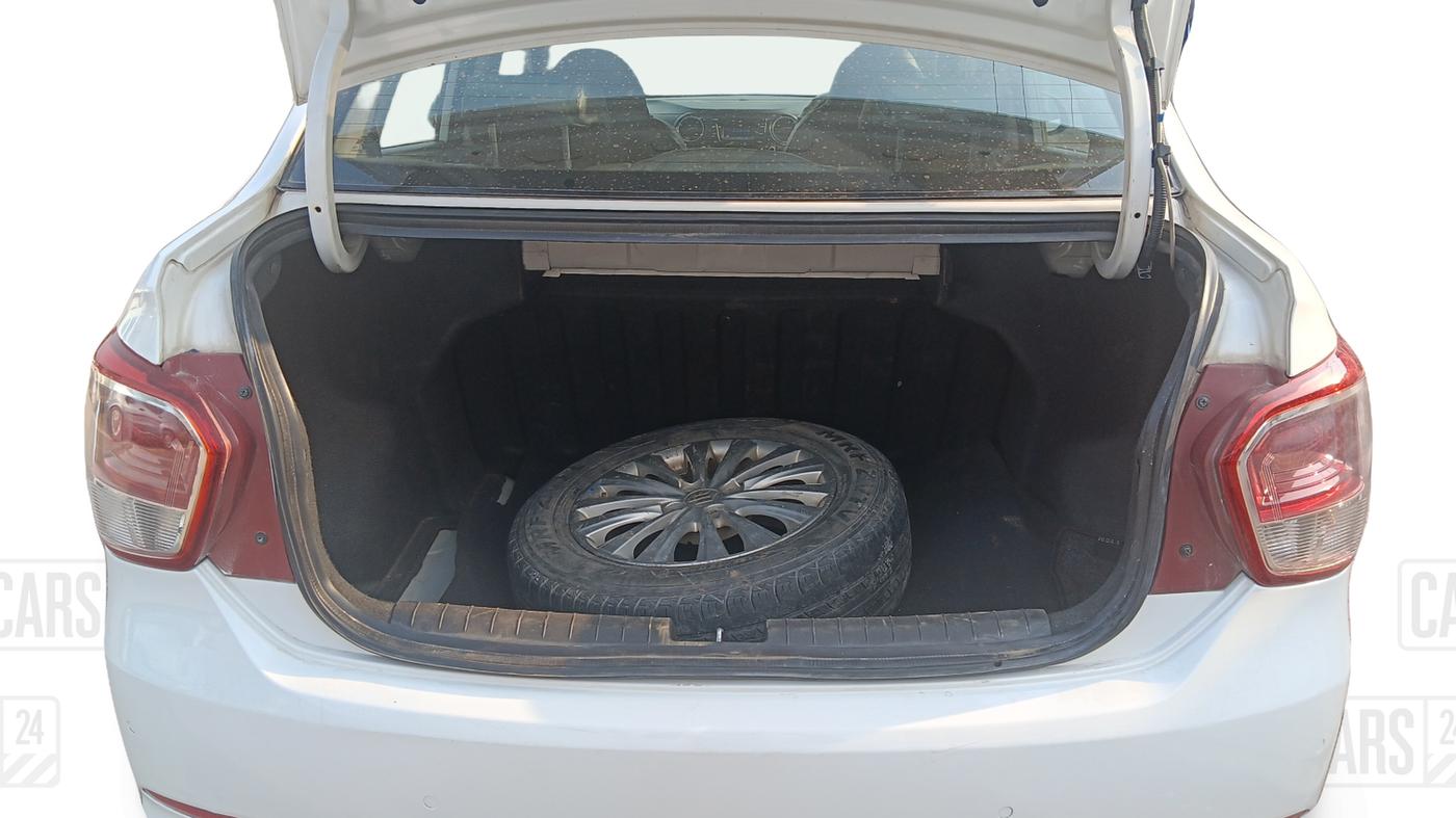 2014 Hyundai Xcent SX 1.2, Petrol, Manual, 92,617 km, Boot Inside