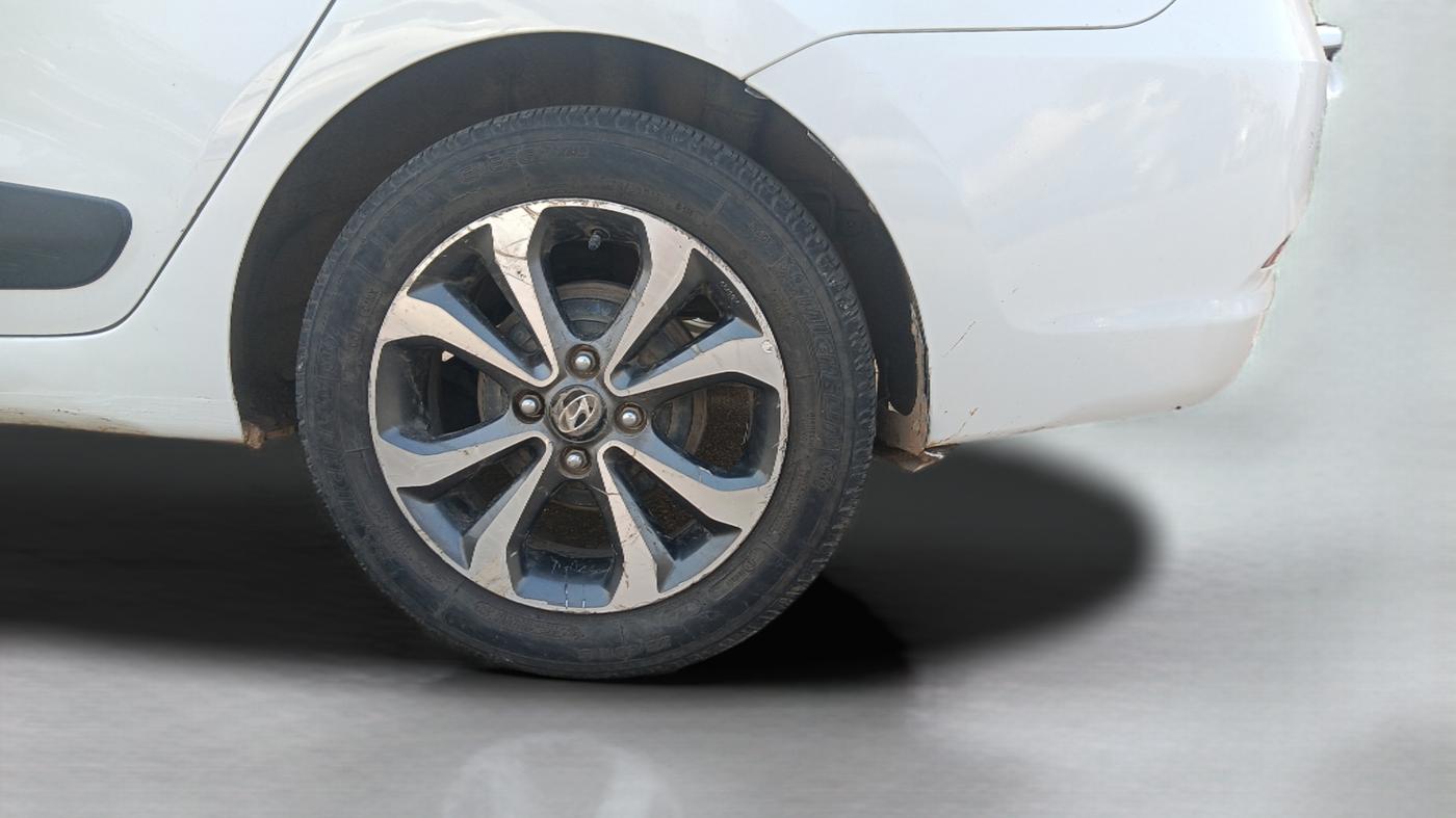 2014 Hyundai Xcent SX 1.2, Petrol, Manual, 92,617 km, Left Rear Wheel