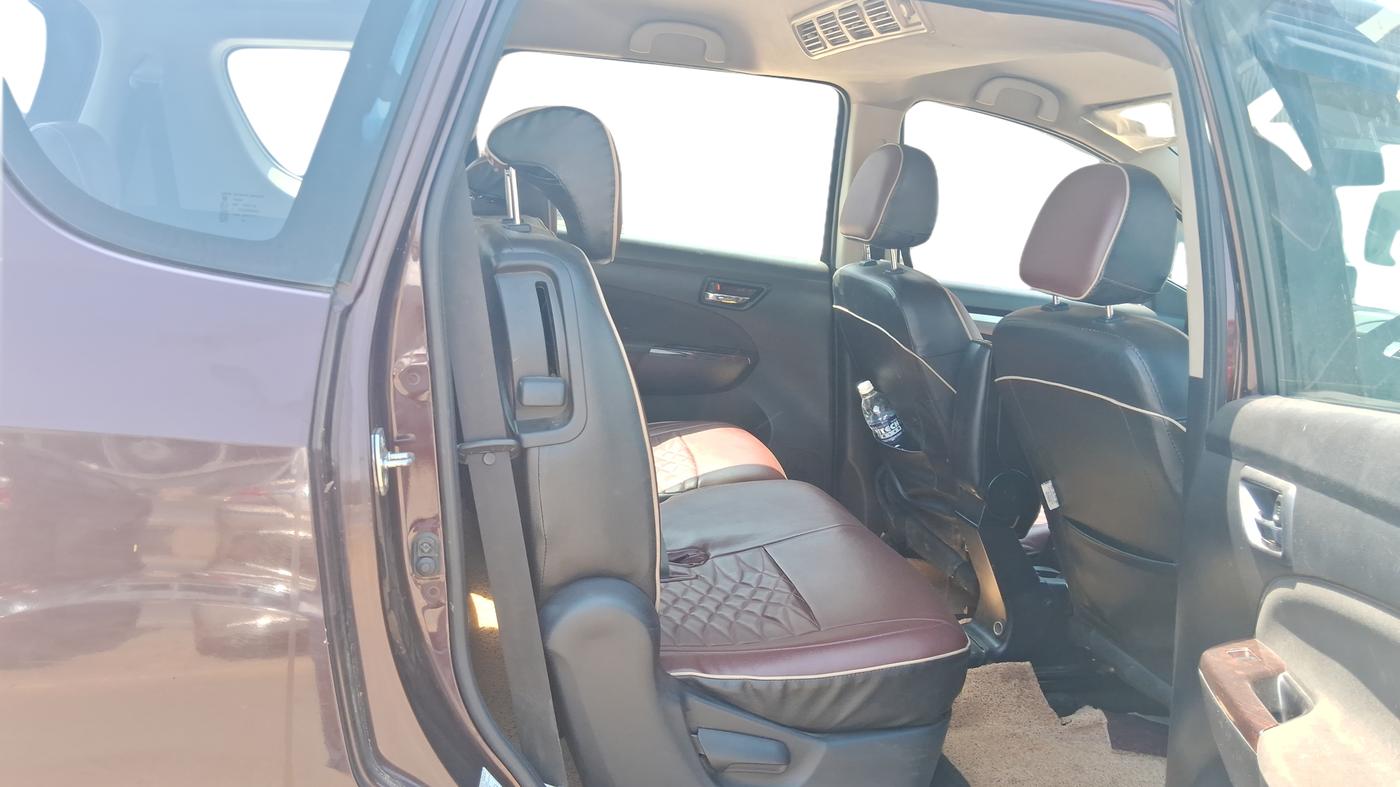 2017 Maruti Ertiga VDI ABS, Diesel, Manual, 1,57,674 km, Right Side Rear Door Cabin