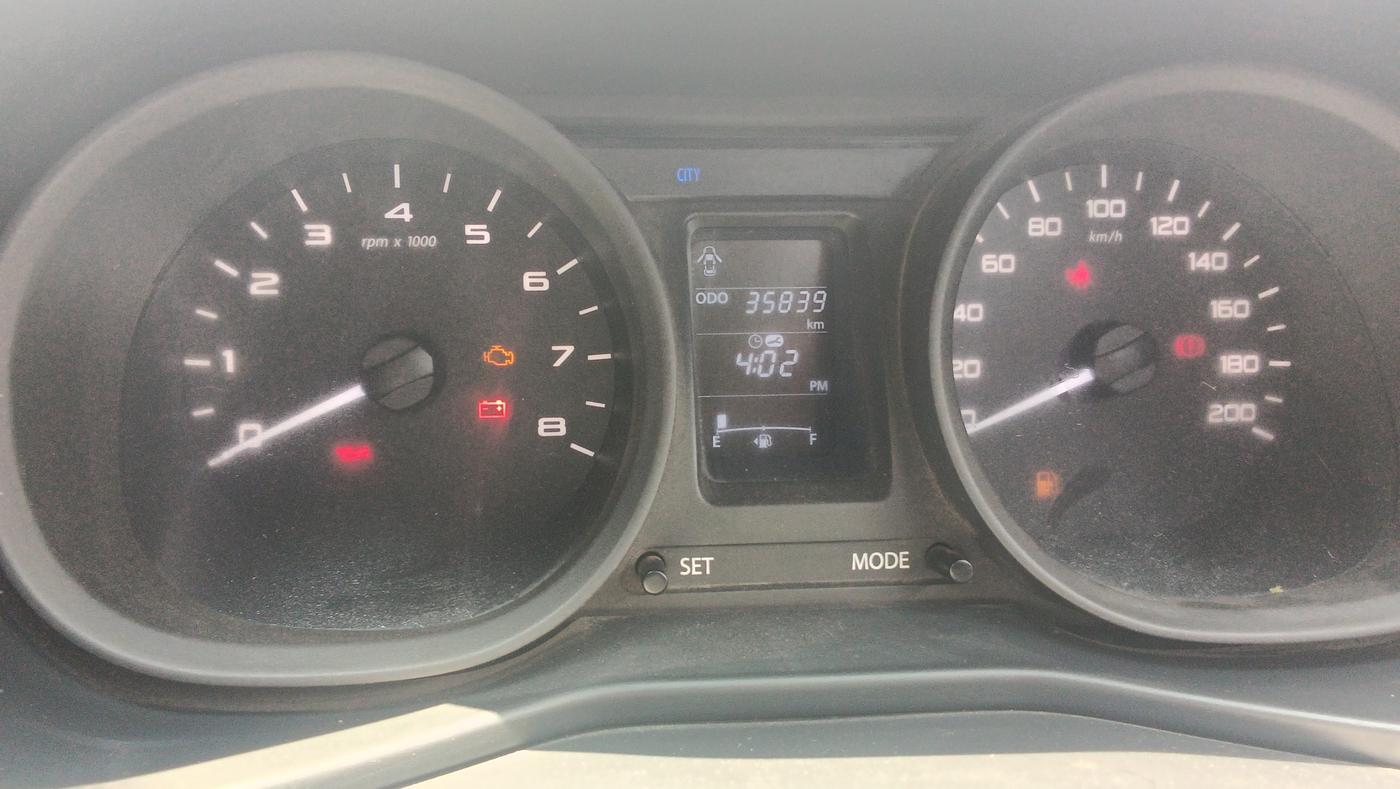 2018 Tata NEXON XM PETROL, Petrol, Manual, 35,839 km, Odometer Image