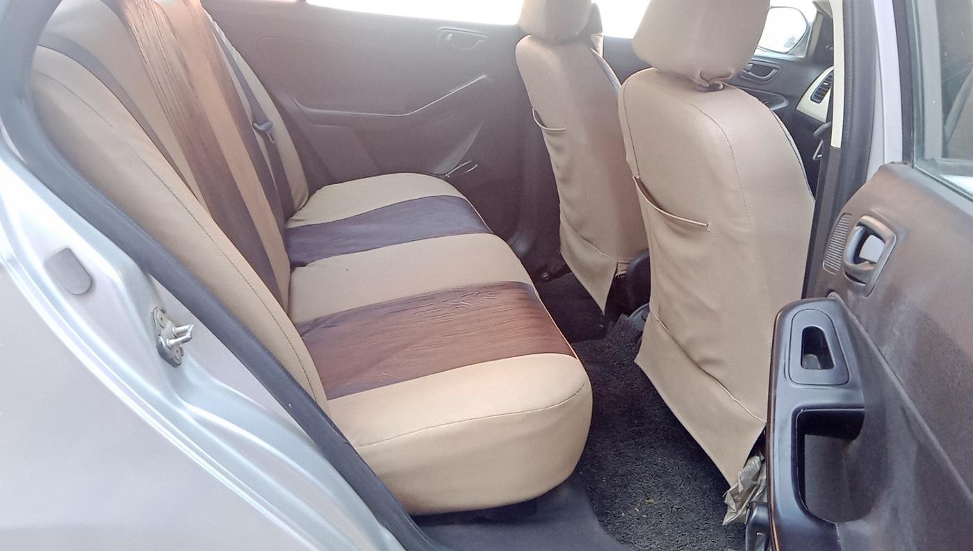 2016 Tata Zest XE 75PS DIESEL, Diesel, Manual, 68,359 km, Right Side Rear Door Cabin