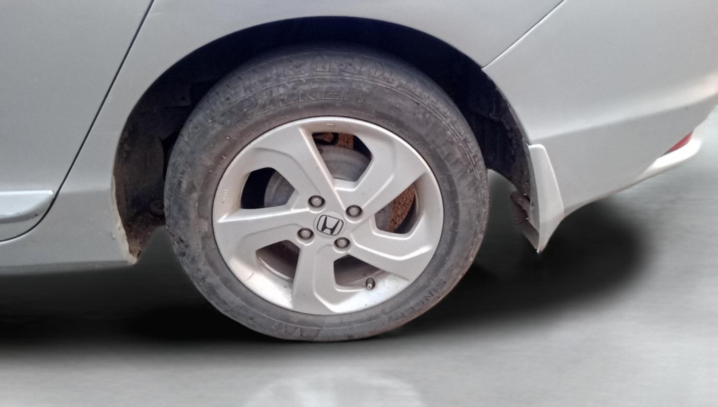 2014 Honda City 1.5L I-DTEC V, Diesel, Manual, 78,591 km, Left Rear Wheel