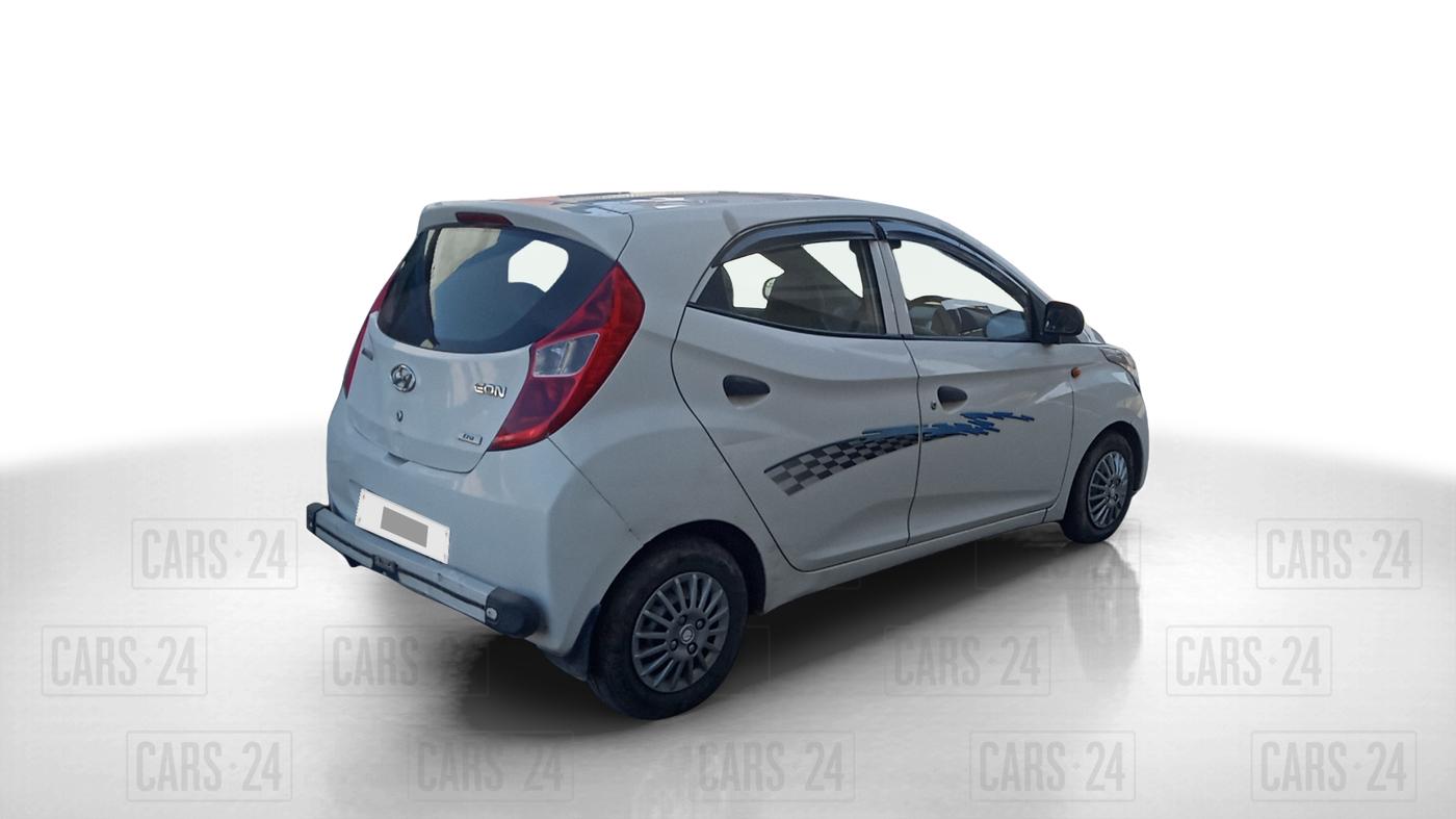 2016 Hyundai Eon ERA +, Petrol, Manual, 62,207 km, Right Back Diagonal