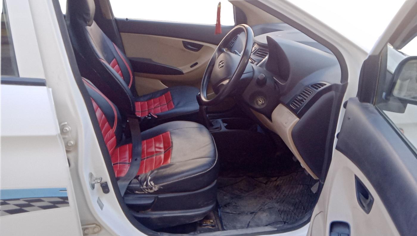 2016 Hyundai Eon ERA +, Petrol, Manual, 62,207 km, Right Side Front Door Cabin