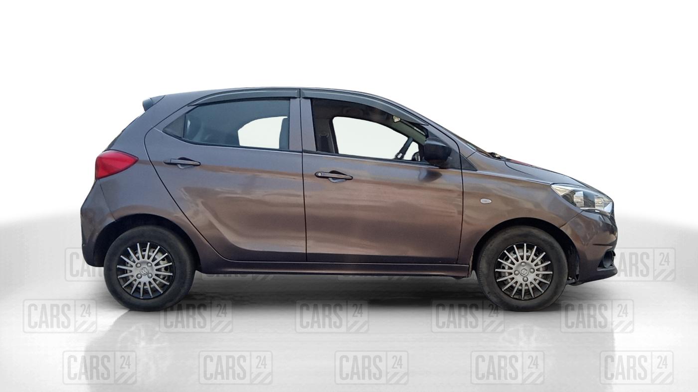 2017 Tata Tiago XE DIESEL, Diesel, Manual, 72,512 km, Right Side View