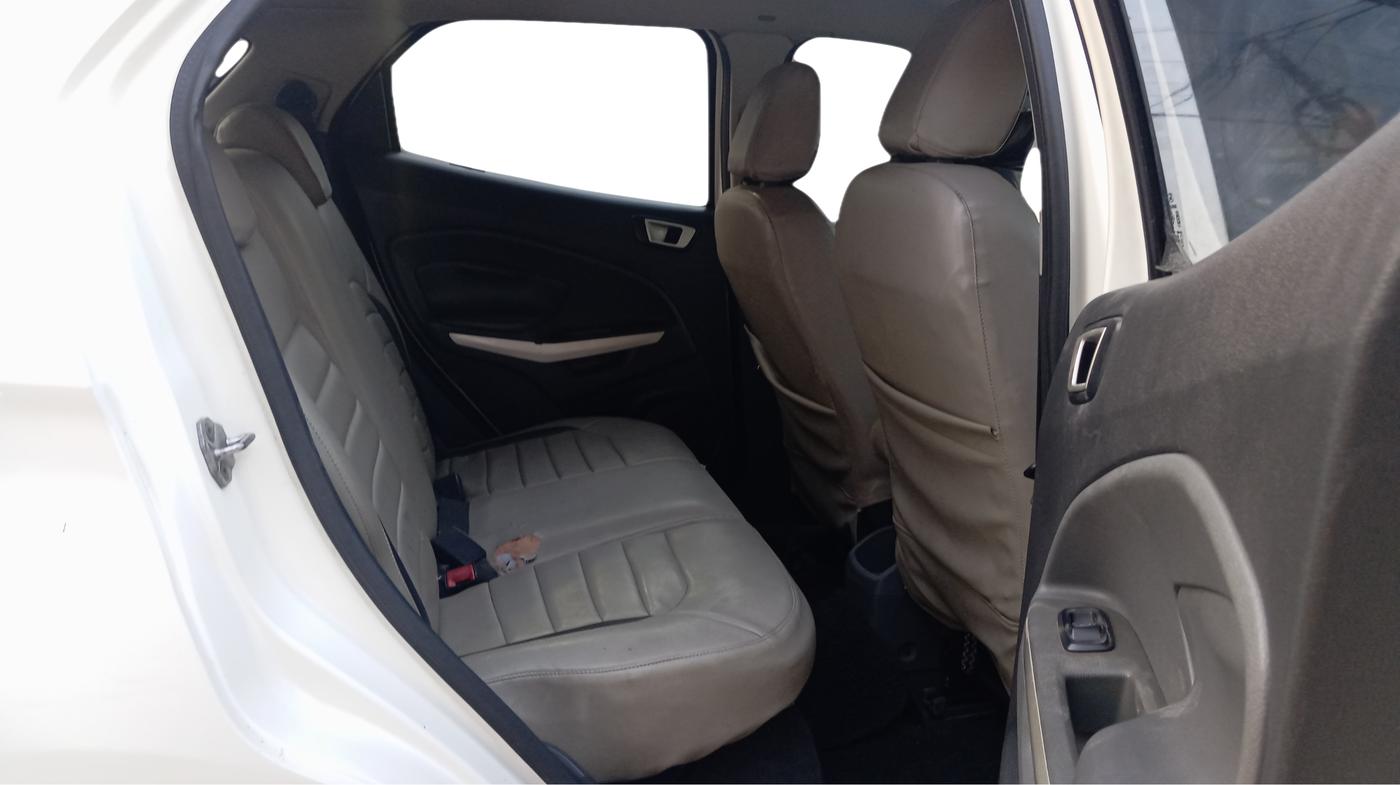 2014 Ford Ecosport TITANIUM 1.5L DIESEL, Diesel, Manual, 1,28,116 km, Right Side Rear Door Cabin
