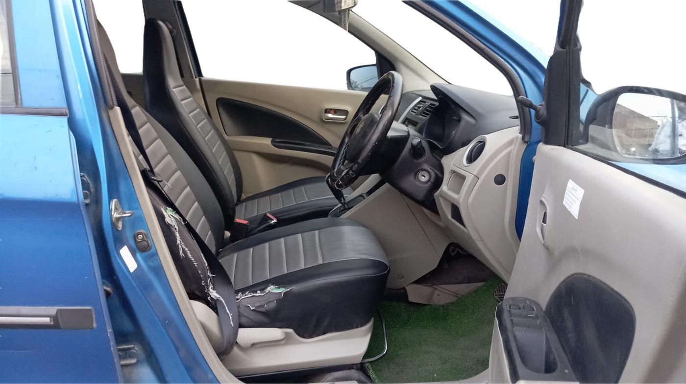 2014 Maruti Celerio VXI, Petrol, Manual, 58,121 km, Right Side Front Door Cabin
