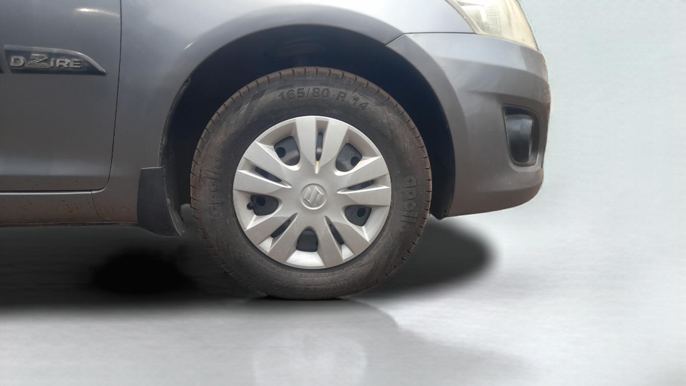2013 Maruti Swift Dzire VXI, Petrol, Manual, 81,745 km, Right Front Wheel