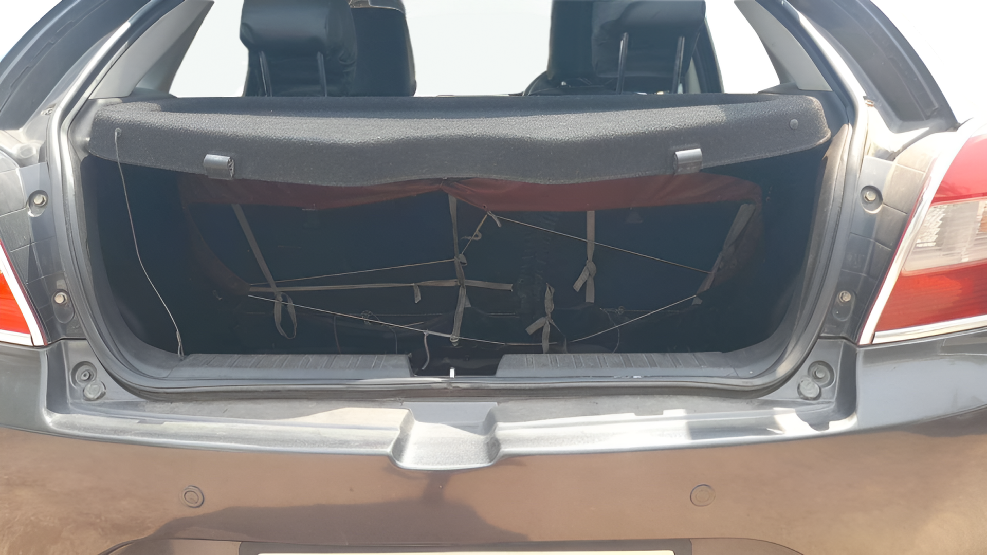2017 Maruti Baleno DELTA DIESEL 1.3, Diesel, Manual, 70,348 km, Boot Inside
