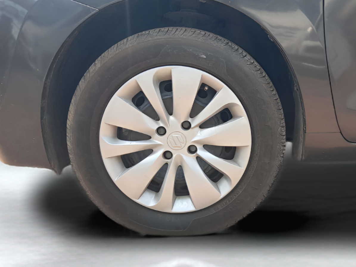 2017 Maruti Baleno DELTA DIESEL 1.3, Diesel, Manual, 70,348 km, Left Front Wheel