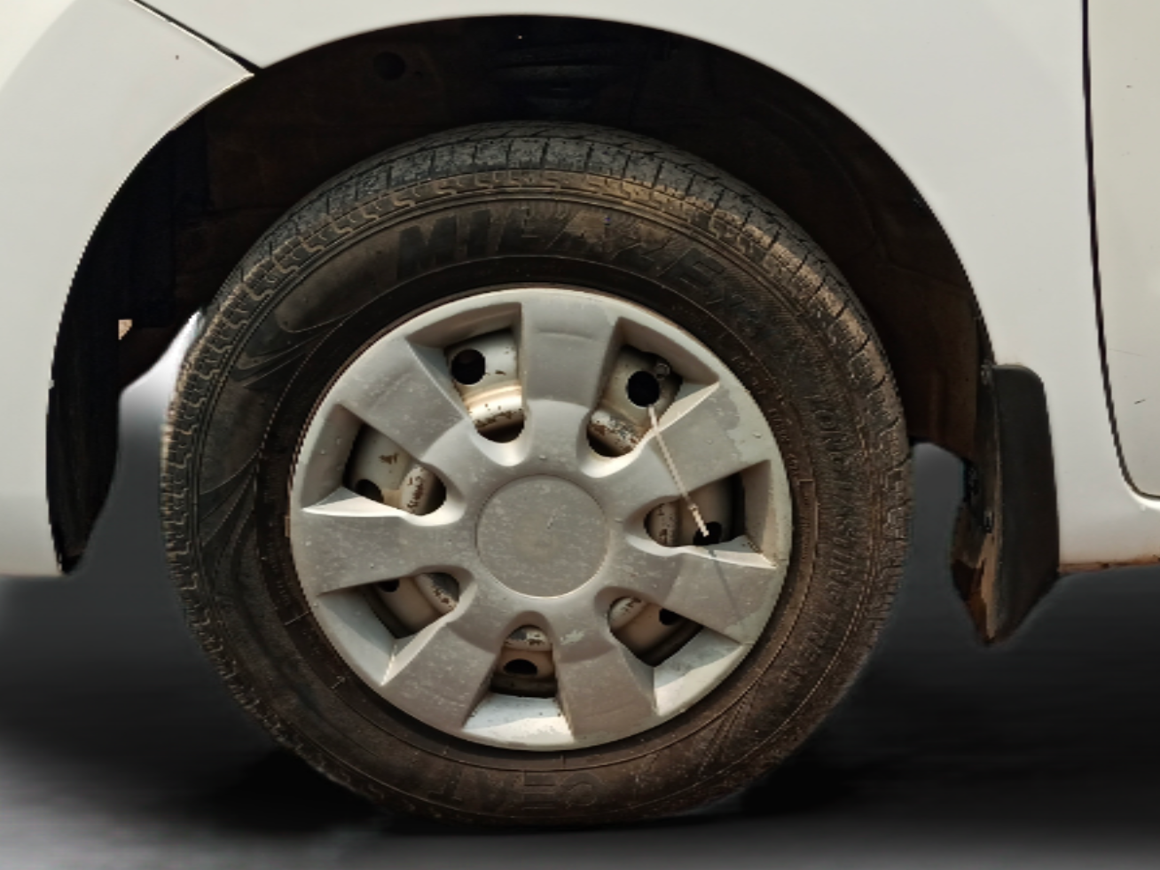 2015 Maruti Wagon R 1.0 LXI, Petrol, Manual, 74,438 km, Left Front Wheel