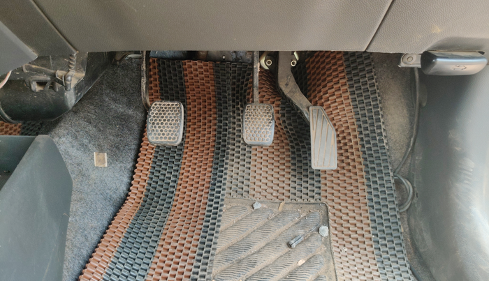 2017 Maruti Alto 800 LXI, Petrol, Manual, 55,336 km, Pedals