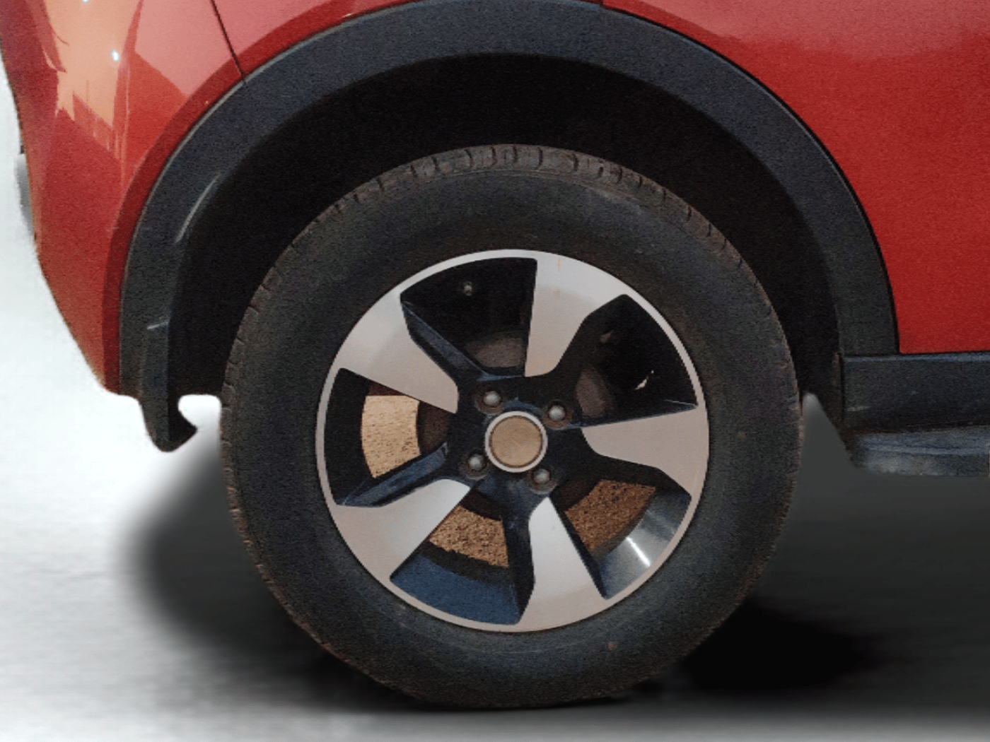 2018 Tata NEXON XZA PLUS DIESEL, Diesel, Automatic, 77,302 km, Right Rear Wheel