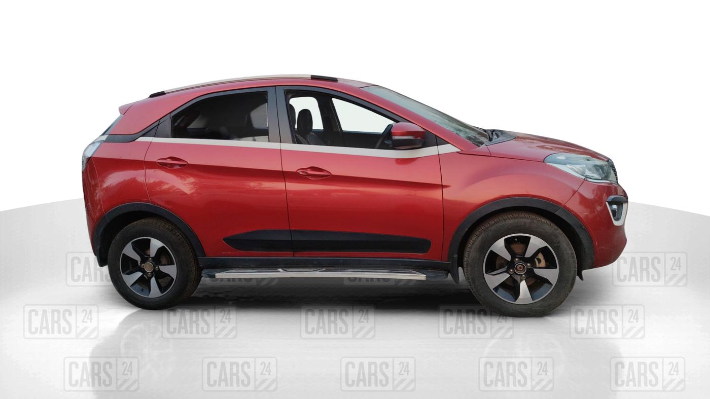 2018 Tata NEXON XZA PLUS DIESEL, Diesel, Automatic, 77,302 km, Right Side View