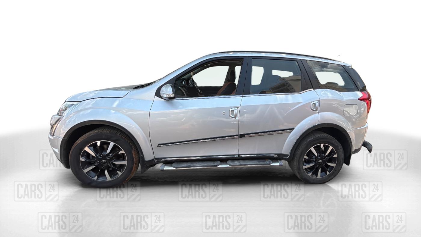 2018 Mahindra XUV500 W11 (O) AWD, Diesel, Manual, 78,437 km, Left Side