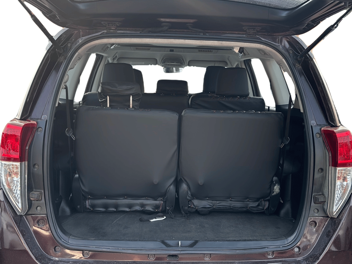 2016 Toyota Innova Crysta 2.4 VX 8 STR, Diesel, Manual, 87,751 km, Boot Inside
